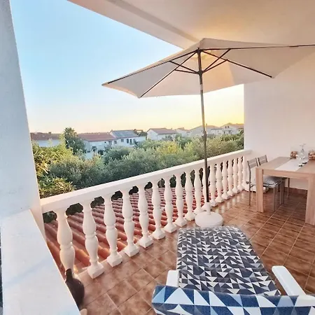 Peaceful Retreat On Island Of Rab, Free Parking *