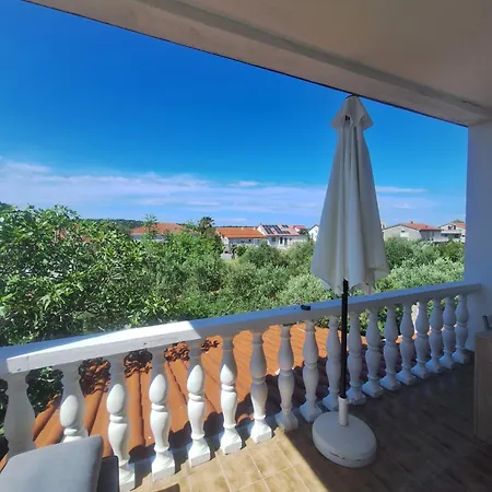 Cozy 1 Min To The Sea - Private Terrace - Free Parking * Barbat na Rabu