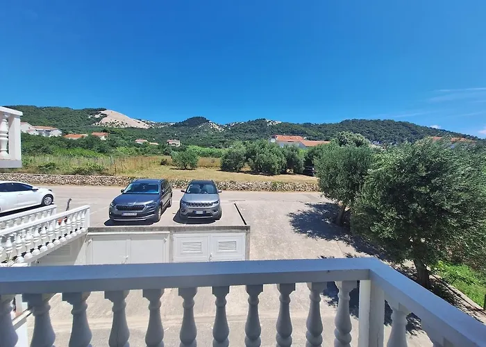 Cozy Apt 1 Min To The Sea - Private Terrace - Free Parking *